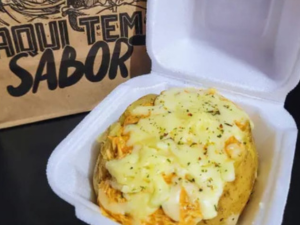 Batata Recheada - Frango Cremoso